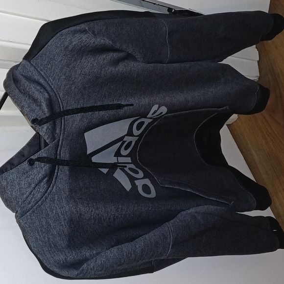ADIDAS BUNDLE - Picture 3 of 3